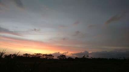 Panoranic Sunset Sky with colorful clouds
 Sunset in the mountains [2206]