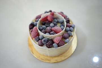 Strawberry & Blueberry ice cream whole cakes with frozen condition