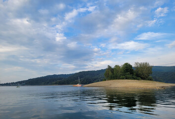 Mgły w górach i lasy, Bieszczady.