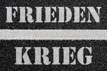 Krieg und Frieden