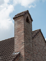 Brick masonry chimney, Spanish style