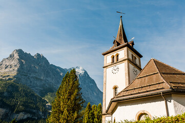 Grindelwald, Kirche, Dorfkirche, reformierte Kirche, Dorf, Eiger, Eigernordwand, Jungfrauregion, Alpen, Berner Alpen, Berner Oberland, Wanderferien, Sommer, Schweiz