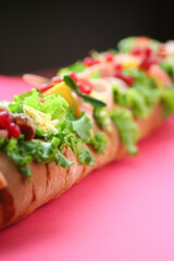 クリスマス仕様のロングサンドウィッチ（パーティーブレッド）	