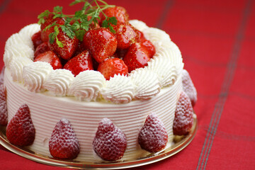 デコレーションケーキ