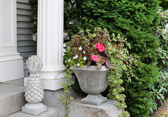 Fototapeta na wymiar garden vase