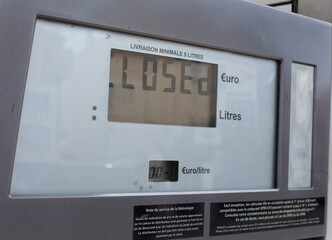 gas station closed due to shortage