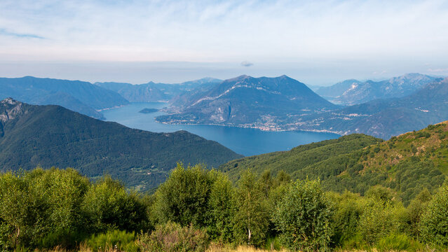 wonderful view of Como Lake and the surrounding mountains