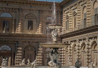 Monumental fountain with Pitti Palace in Boboli garden