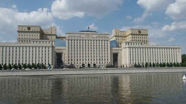 building of the Ministry of Defense of the Russian Federation.