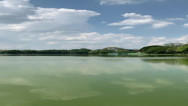 Lac Kandawgyi &agrave; Yangon, Myanmar