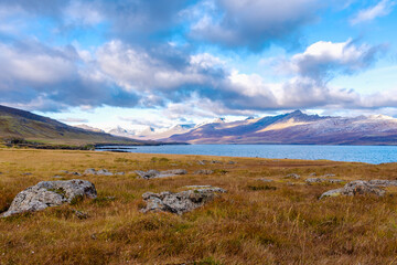 der Leuchtturm Hafnarnesviti im östlichen Island