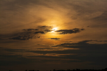 Obraz premium sunset over the lake