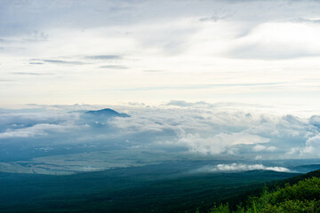 Obraz premium 吉田ルートから日本一高い富士山を登山する