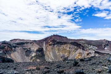 Fototapeta premium 吉田ルートから日本一高い富士山を登山する