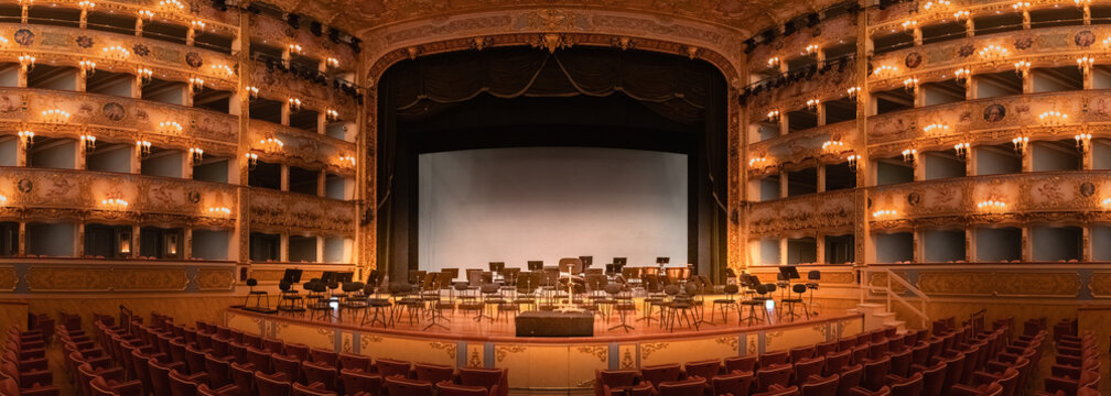 Salle de l'op&eacute;ra de Venise, le Th&eacute;&acirc;tre La Fenice. Italie.