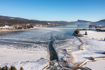 Fototapeta premium La Vallée de Joux en hiver 3/3