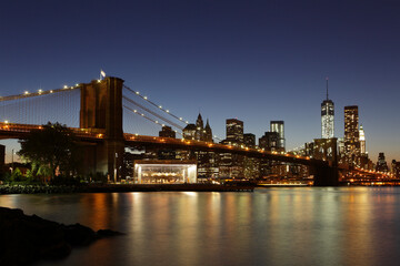 Naklejka na ściany i meble Brooklyn bridge and NYC skyline, New York City, USA