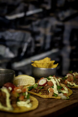 Tacos de Carne con nachos