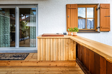Covered deck with outdoor kitchen and bbq grill, Germany Bavaria - 526067309