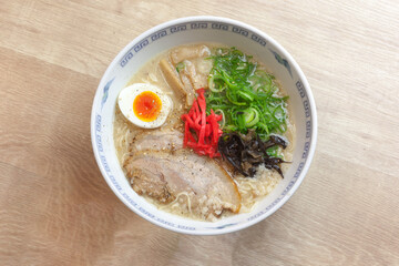 長浜風とんこつラーメン