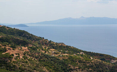 Obraz premium Panoramic view over the coast and surroundings from Lekuresi castle, South Albania