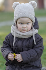 2 years child outdoors portrait