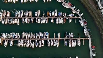 Obraz premium Conwy Estuary and Marina, Conwy, North Wales, UK