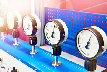 Manometer on stand of pneumatic rack