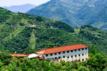 Fototapeta na wymiar Hotels in the mountains.