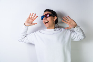 Naklejka premium person wearing sunglasses 3d, playing a virtual game