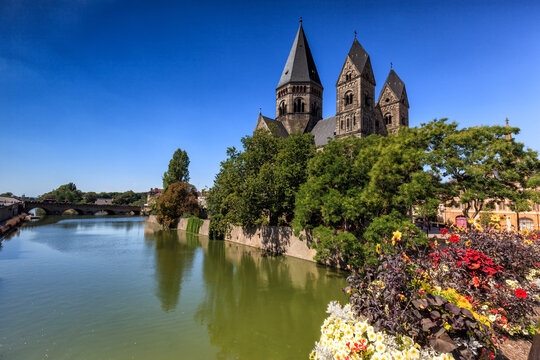 Metz 2