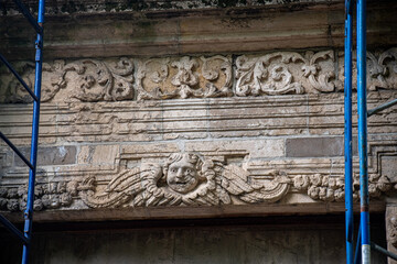 detail of the facade 