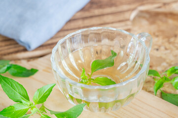 自家製レモンバジルティー