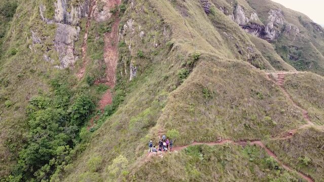 Group of people on a mountain in Santa Cruz Bolivia - CODO DE LOS ANDES - SANTA CRUZ BOLIVIA