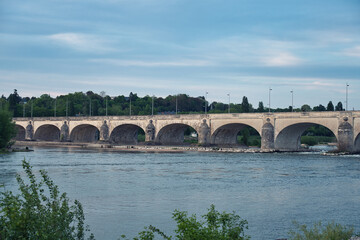 Tours Wilson Bridge