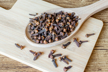 Clous de girofle

