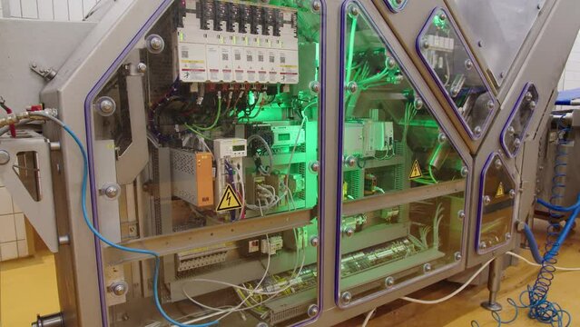 Thermo box with control devices and electronics of the automatic production line