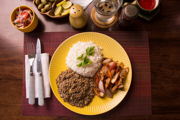 Pollo saltado con lentejas sauted chicken with lentils peruvian gourmet restaurant comfort food