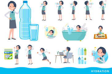 水を飲む事務員女性のセット