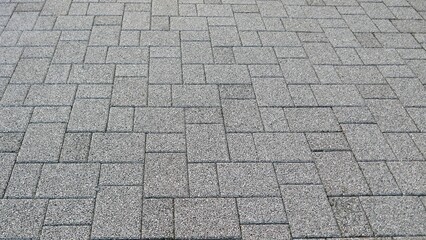 石畳風のタイルを敷き詰めた道路