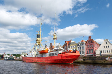 Lübeck, Schiffe im Museumshafen an der Trave