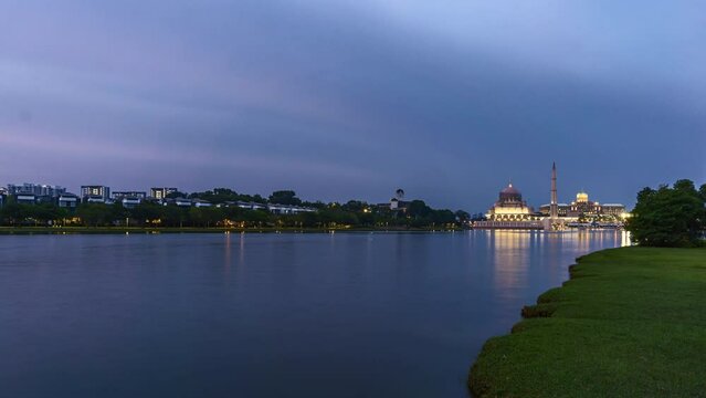 Time-lapse 4k UHD footage of Mosque and Prime Minister Office at Putrajaya during sunset