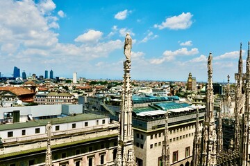 Fototapeta na wymiar Wunderschöne Aufnahme über Mailand Italien 