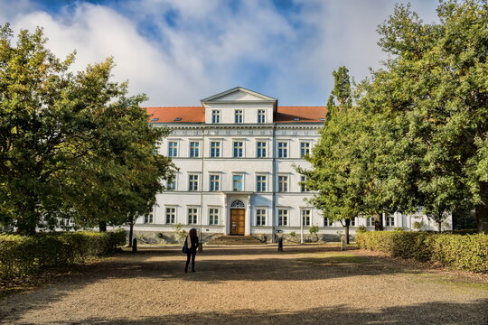 putbus, deutschland - p&auml;dagogium am circus
