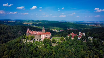 Fototapeta na wymiar Szlak turystyczny, Książ, okolice Wałbrzycha , Polska piękny krajobraz.