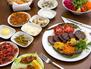 Meatbal stock photo
Beef, Bread, Burger, Cereal Plant, Cooking