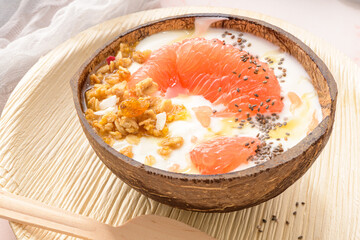 Yogurt with grapefruit, granola, chia and honey