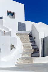 Biała architektura na Santorini, Grecja. - obrazy, fototapety, plakaty