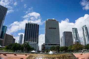 Obraz premium Skyscrapers in downtown in a blue sky at Miami, State of Florida, USA.