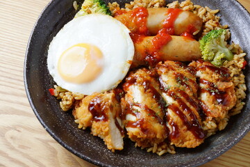 チキンカツ　ソーセージ　